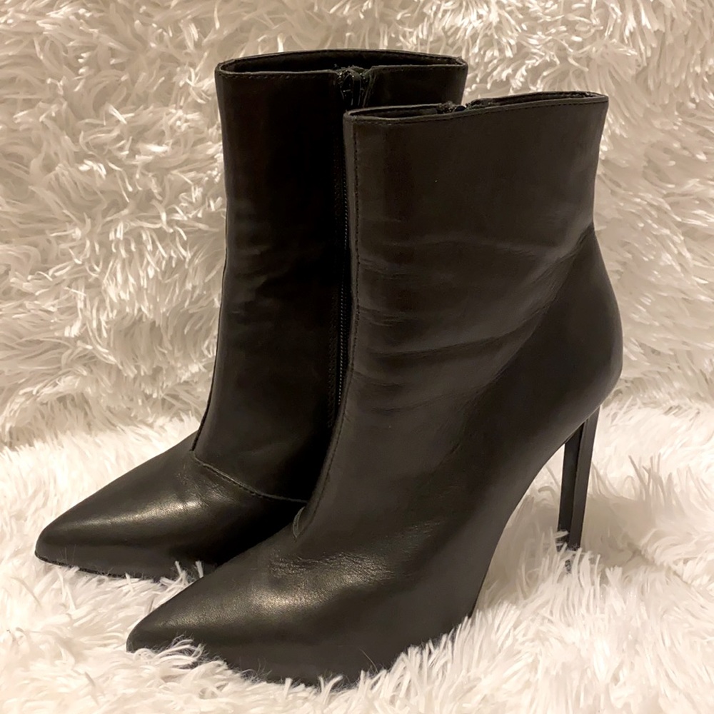 Tony Bianco bootie Freddie black como